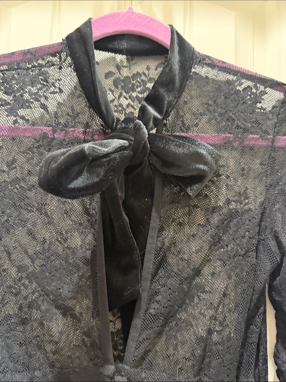 Unique Vintage Black Lace Duster with Floral Lining - Picture 9 of 10